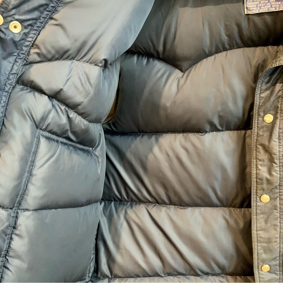 JC Penny Ski Apparel Size Large Unisex Navy Cream Snap Button Puffer Ski Vest - Picture 7 of 9